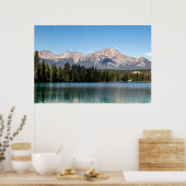 Picturesque Canadian Mountain, Pyramid Mountain Poster (Keuken)