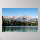 Picturesque Canadian Mountain, Pyramid Mountain Poster (Voorkant)