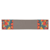 Picturesque Rustic Autumn Maple Leaves Korte Tafelloper (Horizontaal)