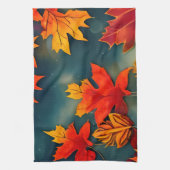 Picturesque Rustic Autumn Maple Leaves Theedoek (Verticaal)