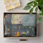 Piebald Peacock on Split rail fence Tissuepapier (Geschenk)