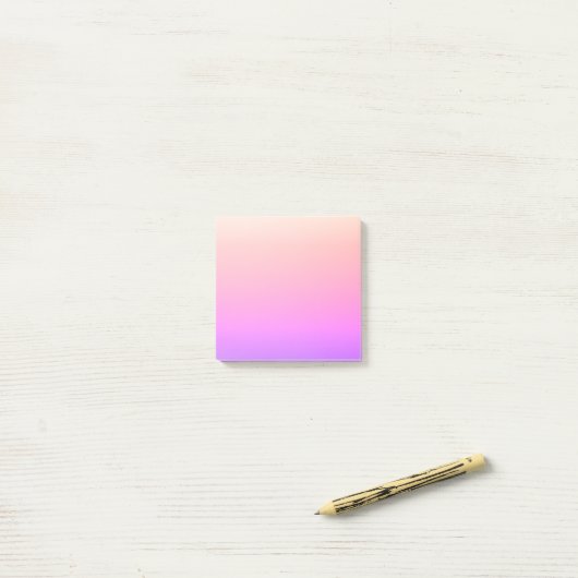 Piekroze en Paarse kleurrijke ombre Post-it® Notes (Op bureau)