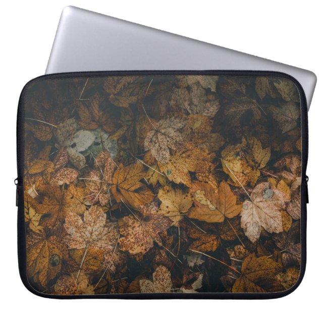 PIEL VAN BROWN MAPELLEAVES LAPTOP SLEEVE (Voorkant)
