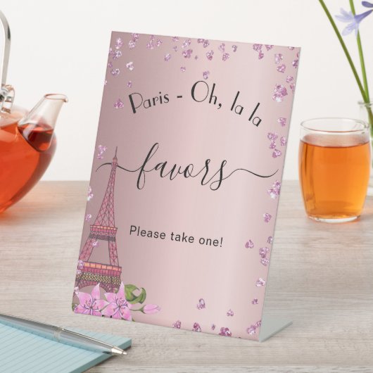 Piepende roze eiffeltowerpartij in Parijs Reclamebord Met Voetstuk (Insitu)