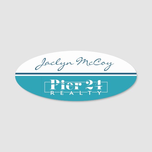 Pier 24 Realty Name Tag (Voorkant)