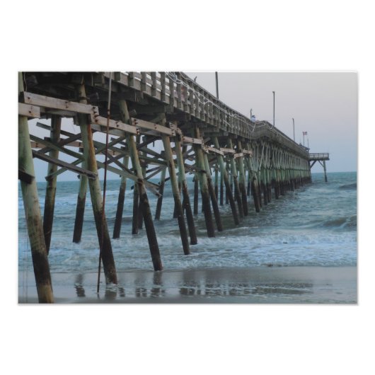 Pier and Waves - Oak Island, North Carolina Foto Afdruk (Voorkant)