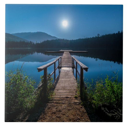 Pier bij nacht onder een volle maan tegeltje (Voorkant)