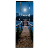 Pier bij nacht onder een volle maan wijn cadeautas (Voorkant)