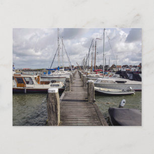 Pier met boten en jachten in Marken Nederland Briefkaart