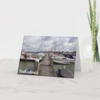Pier met boten en jachten in Marken Nederland