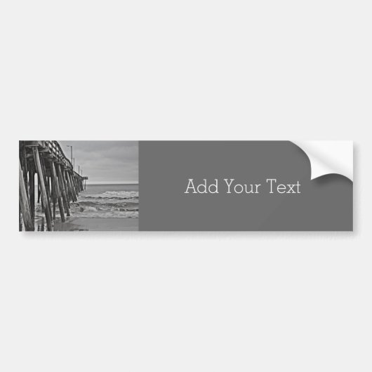 Pier van Shirley Taylor Bumpersticker (Voorkant)