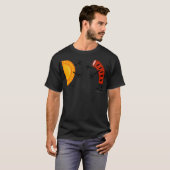 Pierogi en Kielbasa Poolse levensmiddelen - Funny  T-shirt (Voorkant volledig)