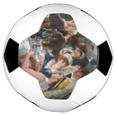 Pierre-Auguste Renoir - Luncheon of Boating Party Voetbal (Gedraaid)