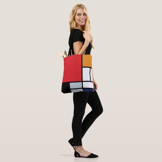 Piet Mondrian - Samenstelling met Grote Rode Plane Tote Bag (Op model)