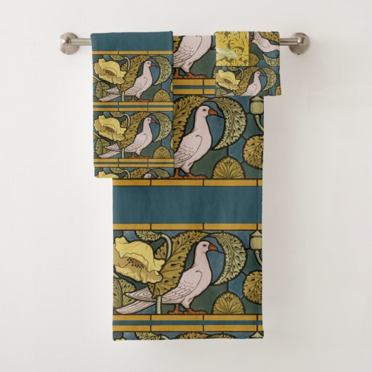Pigeon Blue Yellow Fish Art Nouveau Bad Handdoek (Insitu)