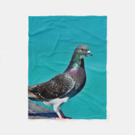 Pigeon With A View Fleece Deken