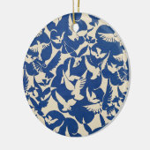 Pigeons in white and blue Rijksmuseum Amsterdam Keramisch Ornament (Links)