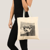 Pigeons op een brug tote bag (Voorkant (product))