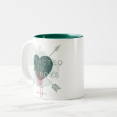 Pijl | "Aangetrokken naar slechte jongens" doorbor Tweekleurige Koffiemok (Voorkant links)