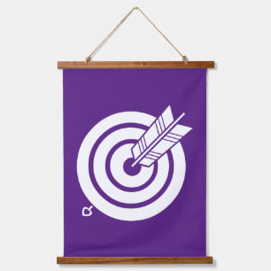 Pijl trof een rond doelwit hangend wandkleed
