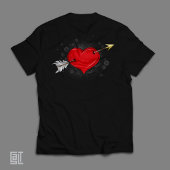 Pijlen door het hart T-shirt is liefde