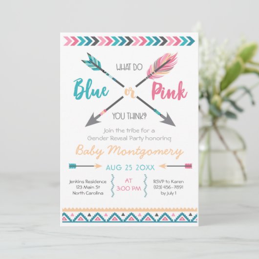 Pijlen Gender Reveal Party Invitation Feathers Bei Kaart (Staand voorkant)