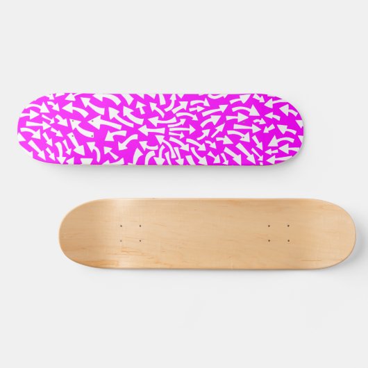 Pijlen - wit op magenta persoonlijk skateboard (Horizontaal)