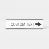 Pijlrichtingsteken met aangepaste tekst - RECHTS Bureau Naambordje (Voorkant)