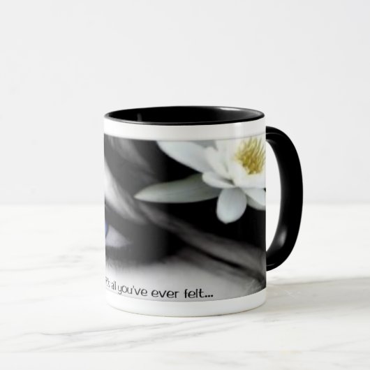 Pijn verstoort grote Mok niet (Voorkant rechts)