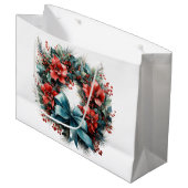 Pijnboomkrans met rode bloemen en Holly Groot Cadeauzakje (Voorkant Gekanteld)