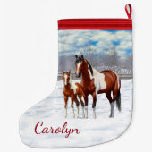 Pijnstokpaardjes in wintersneeuw grote kerstsok (Achterkant)