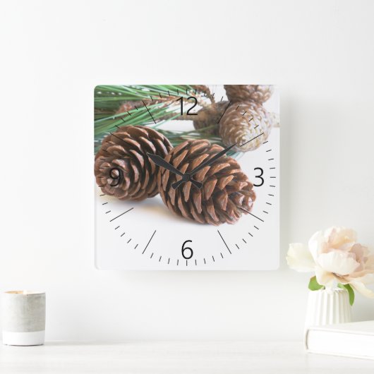 Pijntakjes en -kegels vierkante klok (Huis)