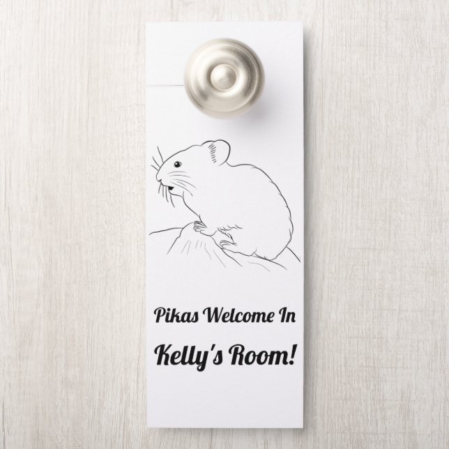 Pikas Welkom in de nieuwe naam kamer! Deurhanger (Op knop)
