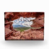 Pikes peak through a Rock Hole Fotoblokken (Voorkant)
