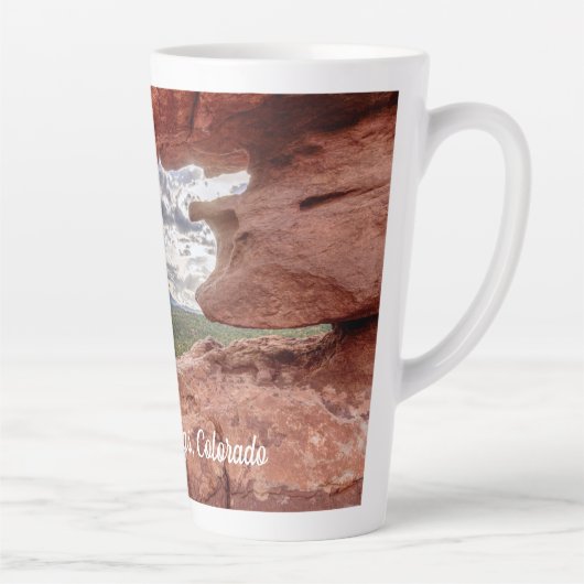 Pikes Peak Through a Rock Hole Latte Mok (Rechts)