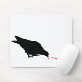 pikorde, zwarte vogel en rode harten. muismat (Met muis)