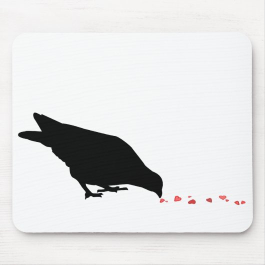 pikorde, zwarte vogel en rode harten. muismat (Voorkant)