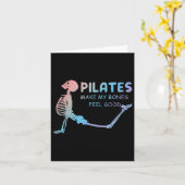 Pilates zorgt ervoor dat mijn Botten een goed skel Kaart (Gele Bloem)