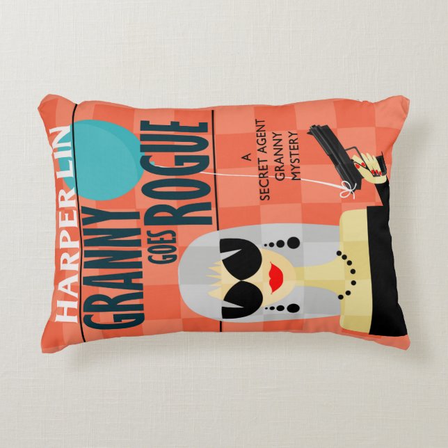 PILLOW Granny Goes Rogue Harper Lin Book Hoesje Accent Kussen (Voorkant)