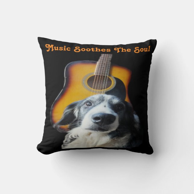 Pillow Guitar Dog Kussen (Voorkant)