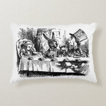 Pillow illustratie Alice in Wonderland