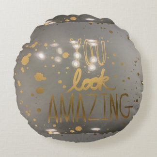 Pillow is niet alleen om te slapen... rond kussen