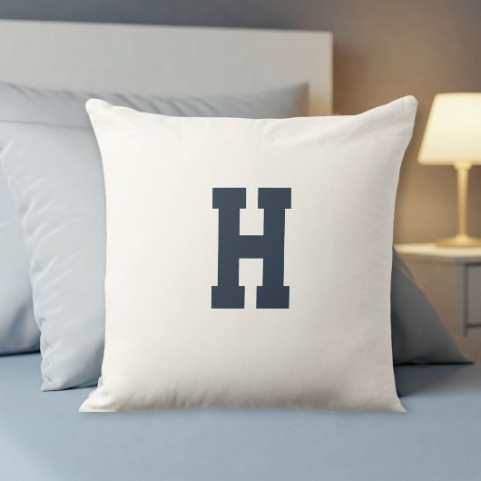 pillow with personalized letter kussen