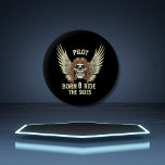 Piloot geboren om lucht te rijden, coole luchtvaar ronde button 5,7 cm<br><div class="desc">Pilot Born To Ride Skies, Cool Aviation Pilot-knop Moeiteloze stijl: Of het nu gaat om het versieren van de jas van je piloot of het toevoegen van flair aan je dagelijkse draag, de Aviator-Button is het perfecte accessoire. Het strakke ontwerp zorgt voor een eenvoudige integratie in elke outfit, zodat u...</div>