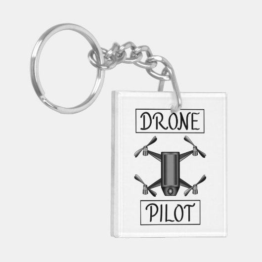 Piloot met drone en Drone Sleutelhanger (Voorkant Links)