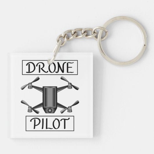 Piloot met drone en Drone Sleutelhanger (Achterkant)