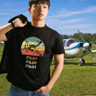 Piloot Retro Oude Stijl Zonsondergang en Vliegtuig T-shirt