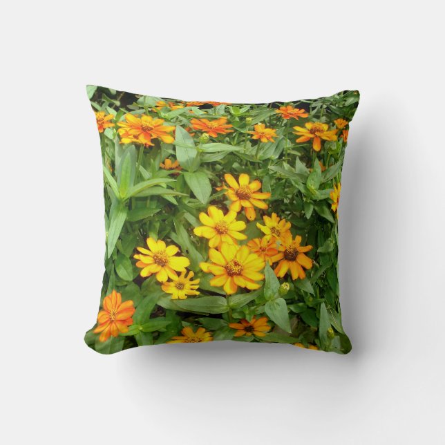 Piloot van de bloemen van Geel en Goud Zinnias. Kussen (Voorkant)