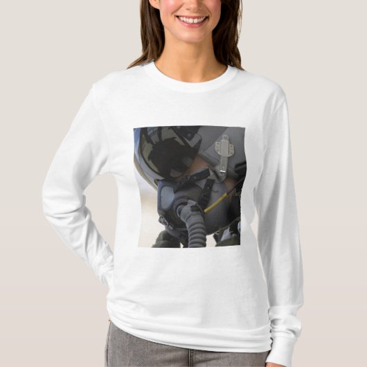 Piloot zit in zijn A-10 Thunderbolt II T-shirt (Voorkant)