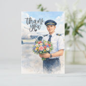 Pilot holds flowers on the runway  bedankkaart (Staand voorkant)